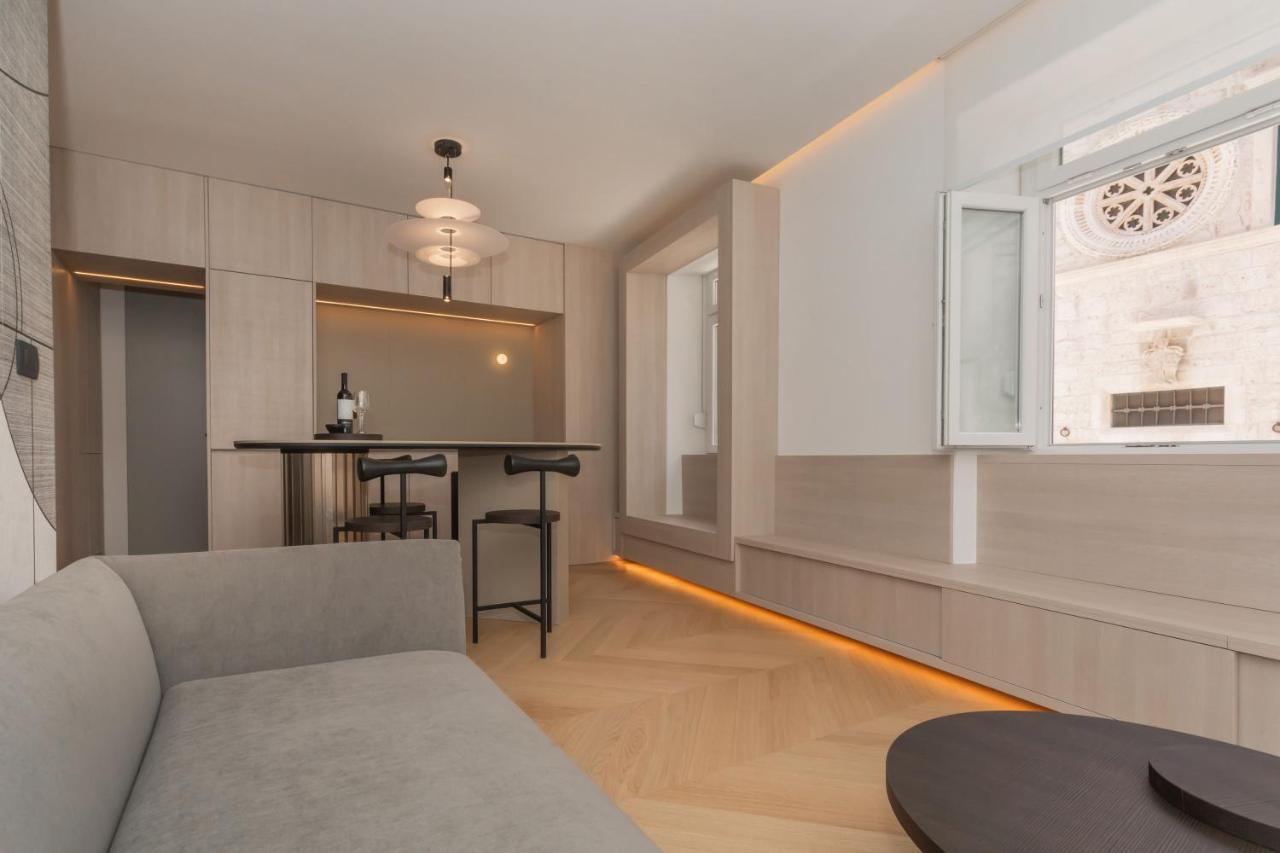 Etoile Apartment ชิเบนิก ภายนอก รูปภาพ